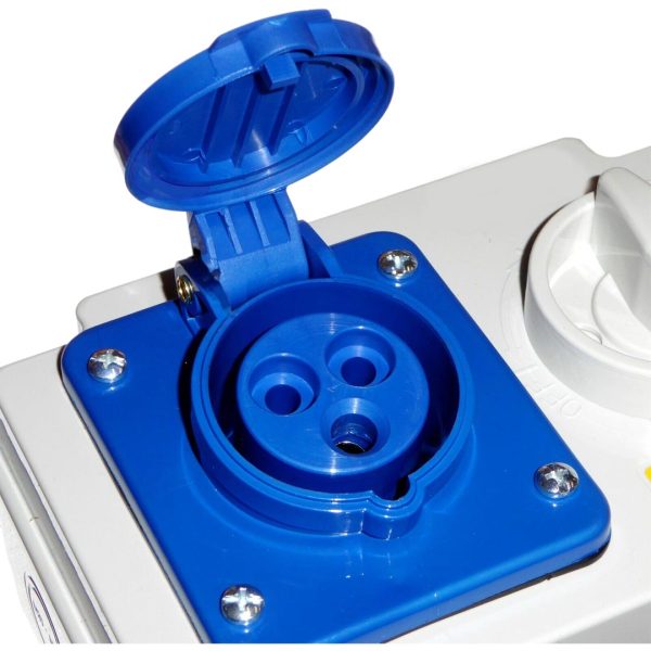 3x32A-Industrial-Interlocking-Switch-&-Socket-Box-220V-32A-3